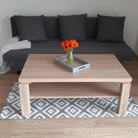 Moderne Im Grunen Mit Schoner Terasse Tettnang