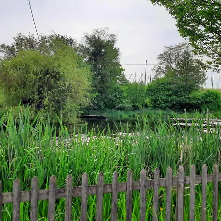 Διαμέρισμα Moderne Im Grunen Mit Schoner Terasse